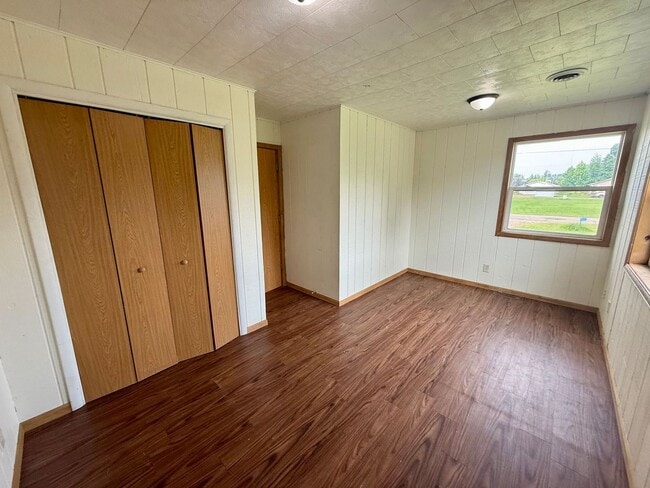 Building Photo - 3 Bed 2 Bath Single Family Home in Elcho