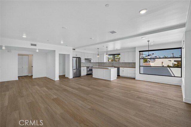Building Photo - 24722 Del Prado Ave