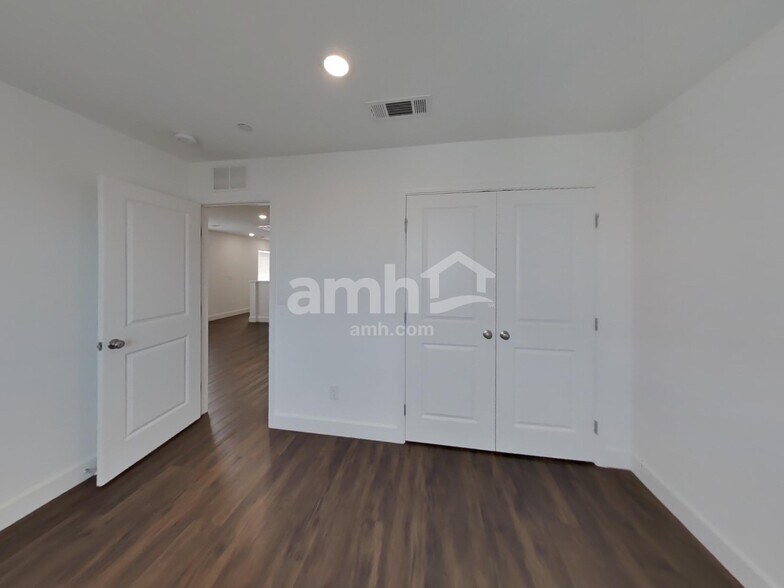 Building Photo - 126 Island Plumeria Ln