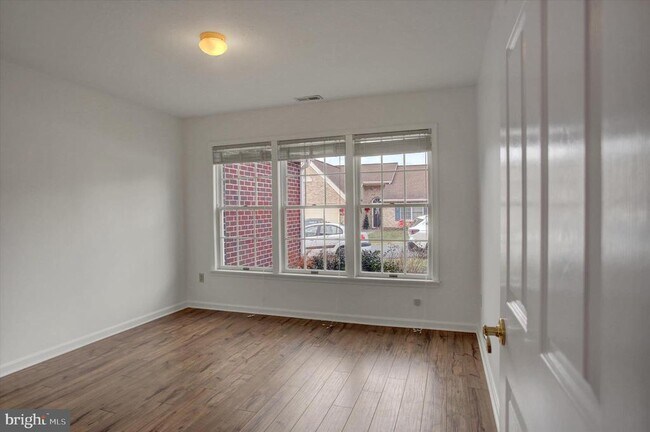 Building Photo - 2314 Majestic Ct