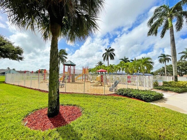 Building Photo - 9593 Tavernier Dr