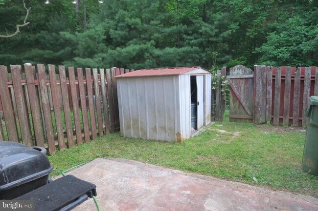 Building Photo - 4326 Eileen Ct