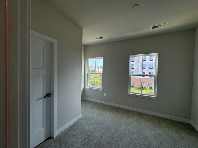 Guest Bedroom - 5039 Orchid Bnd