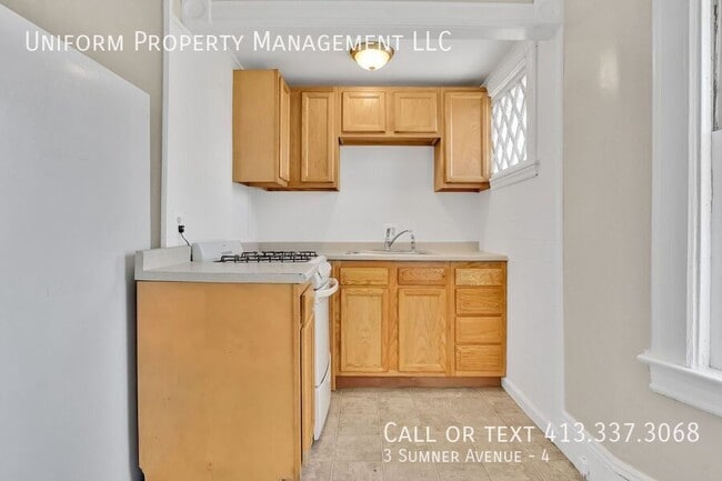 Building Photo - 3 Sumner Ave