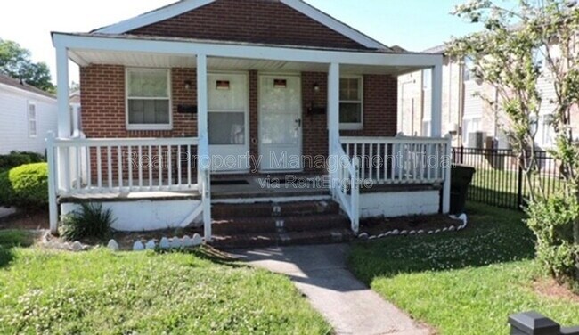 Building Photo - 511 Randolph Rd