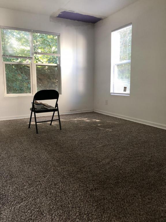 Building Photo - 304 Ardale Dr