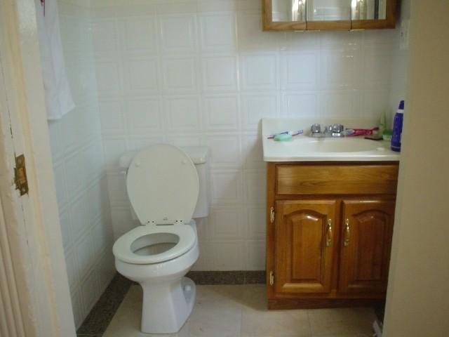 Primary Photo - 1412 Commonwealth Ave