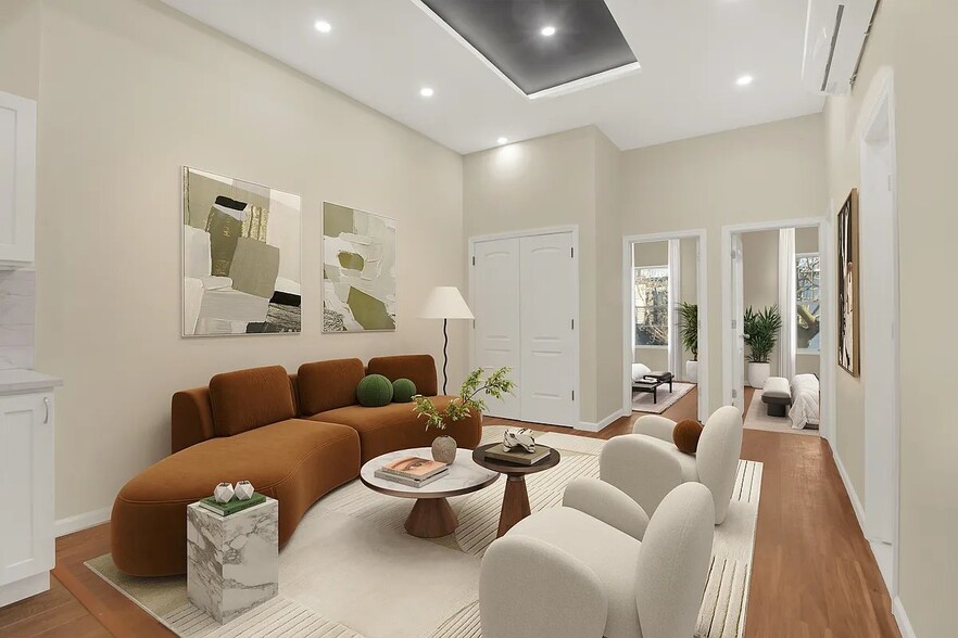 Primary Photo - 1048 Jefferson Ave