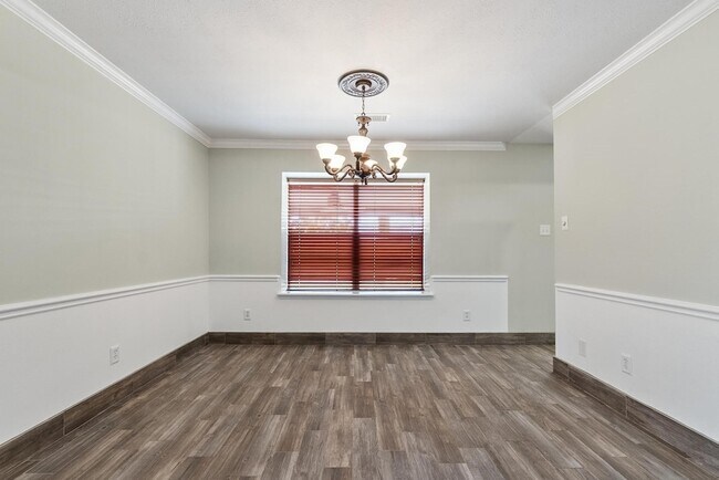 Building Photo - 10638 Desert Springs Cir