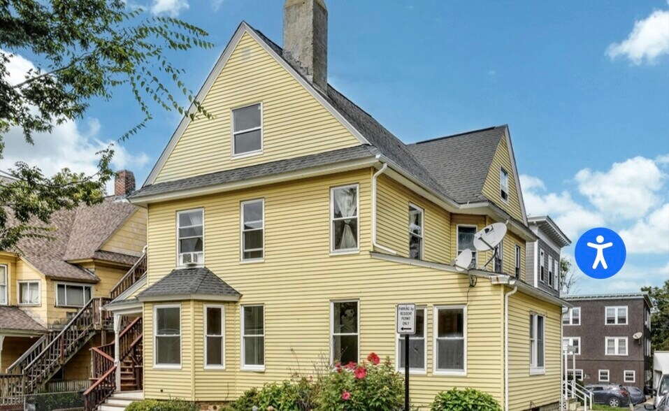 Building Photo - 34 William St