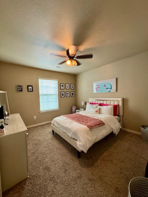 Building Photo - 592 N Longfellow Ln