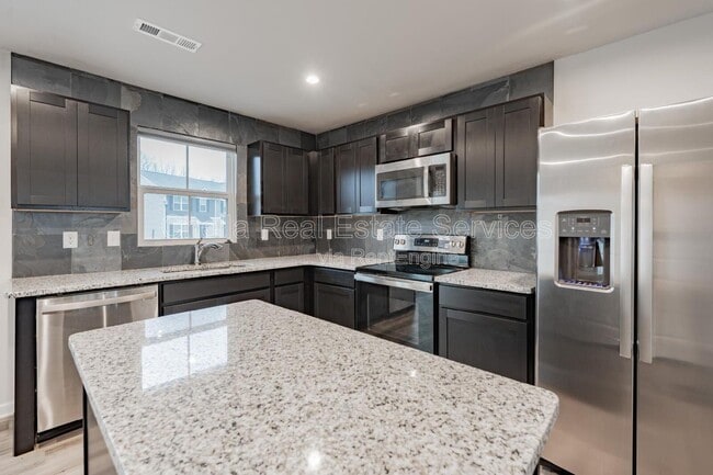 Building Photo - 2935 Winterberry Dr