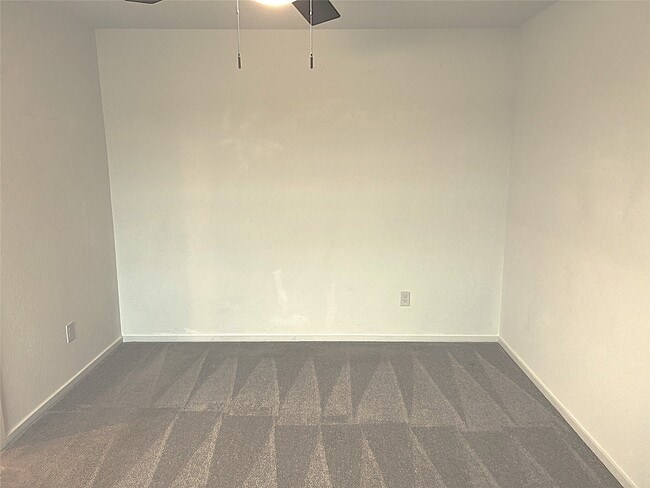 Building Photo - 18210 Via Aurelia Dr