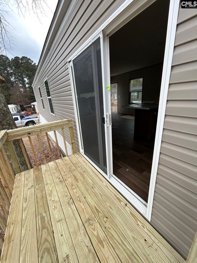 Building Photo - 600 Ermine Rd