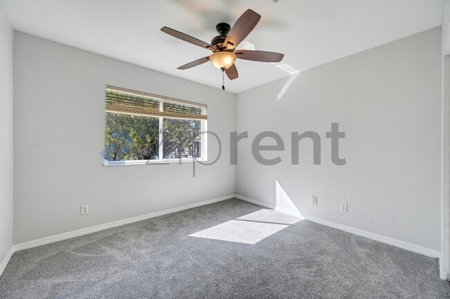 Building Photo - 3158 Antica St