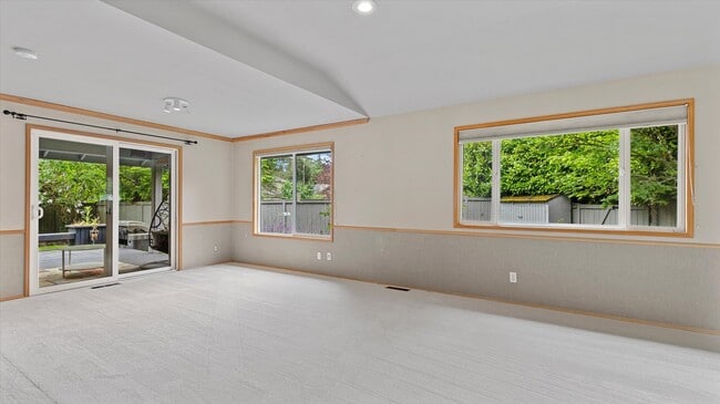 Building Photo - 24609 SE 45th Way