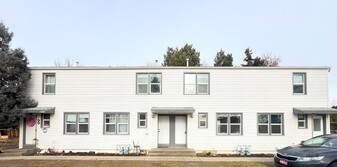 Building Photo - 3926 W Pershing Dr