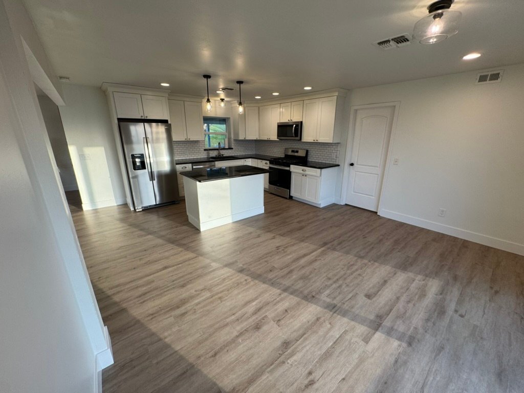 Building Photo - 3217 Sugarloaf Mountain Rd