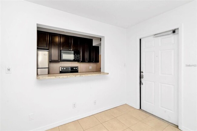 Building Photo - 3700 Haines Rd N