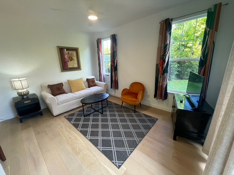 Building Photo - 275 Kuli Puu Pl