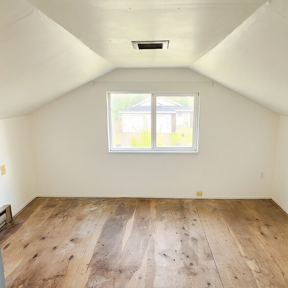 Building Photo - 7643 E D St