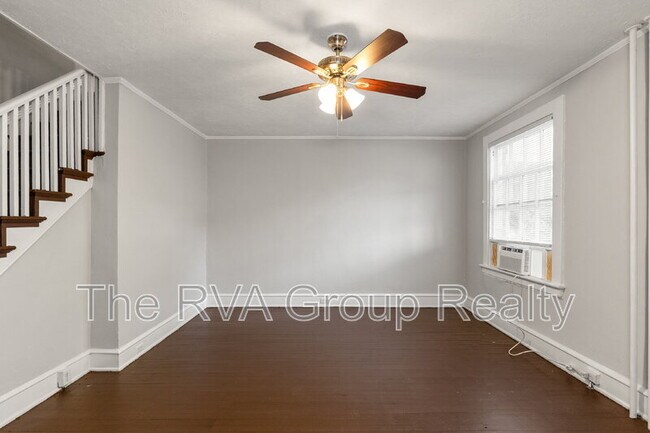 Building Photo - 2611 Grayland Ave