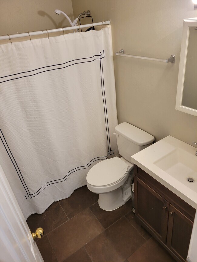 Building Photo - 5080 Gautier Vancleave Rd