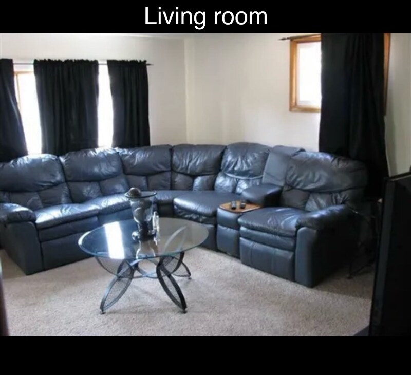 Building Photo - 850 Houseman Ave NE