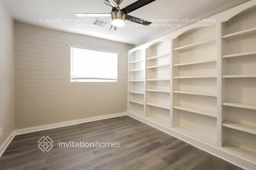 Building Photo - 5031 N 65th Ave