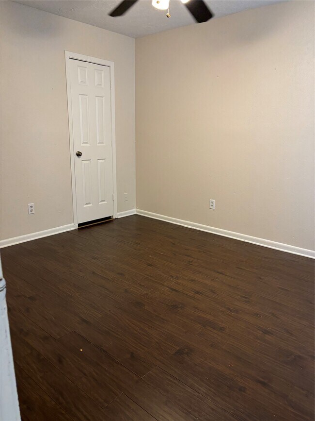 Building Photo - 3506 Valerie Ln