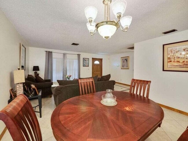 Building Photo - 6088 Plains Dr