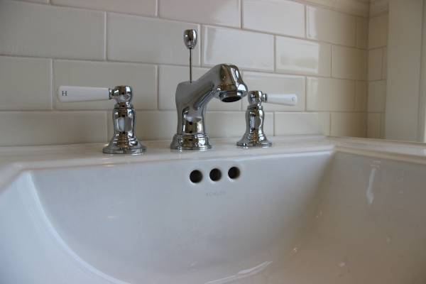 Gorgeous Finishes - 2140 Pacific Ave