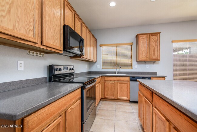 Building Photo - 44317 Rhinestone Rd
