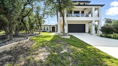Building Photo - 2330 Sunset Ridge