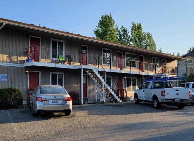 Building Photo - 9512 4th Ave W