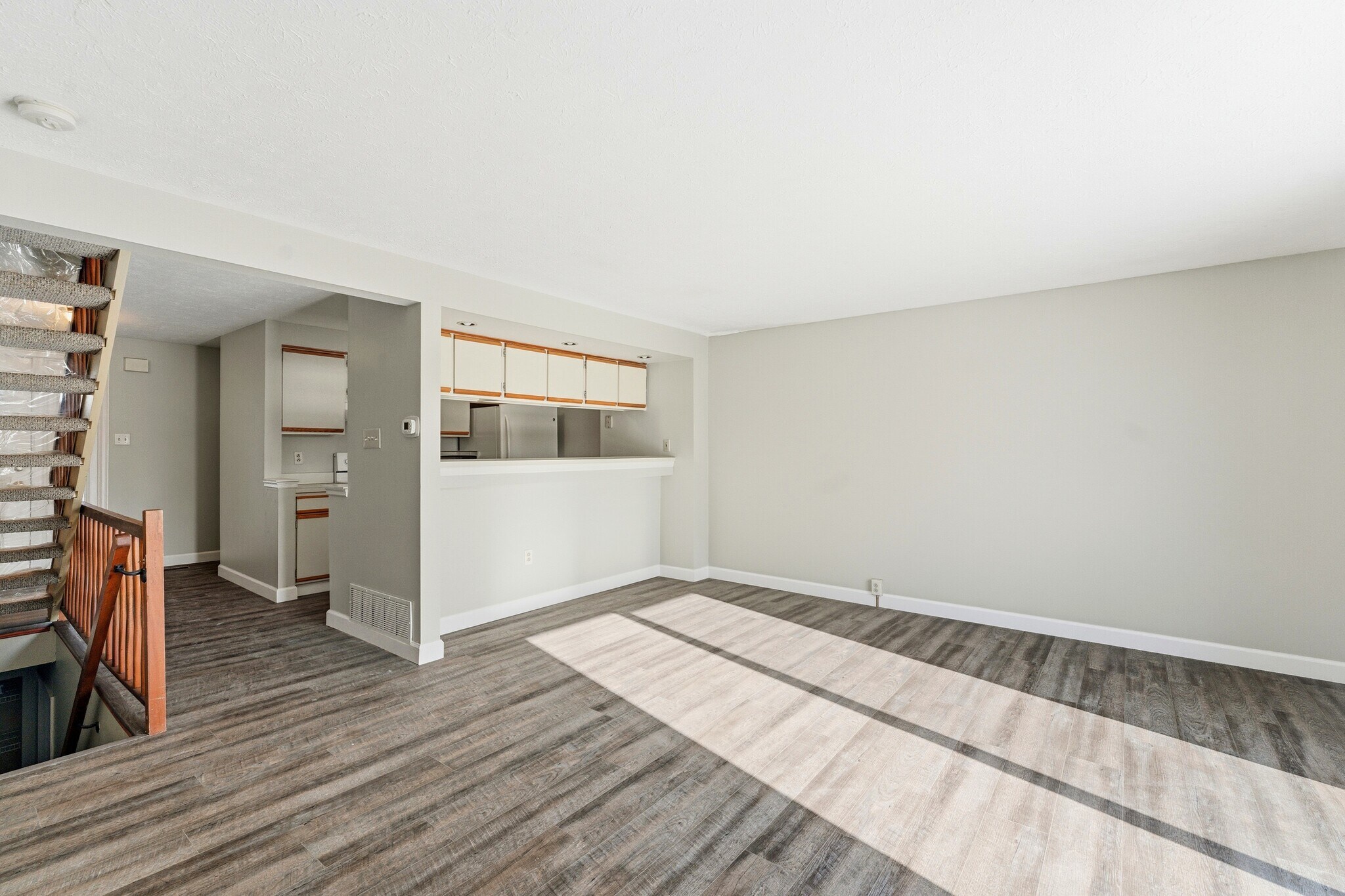 Building Photo - 217 Clearbrook Ct