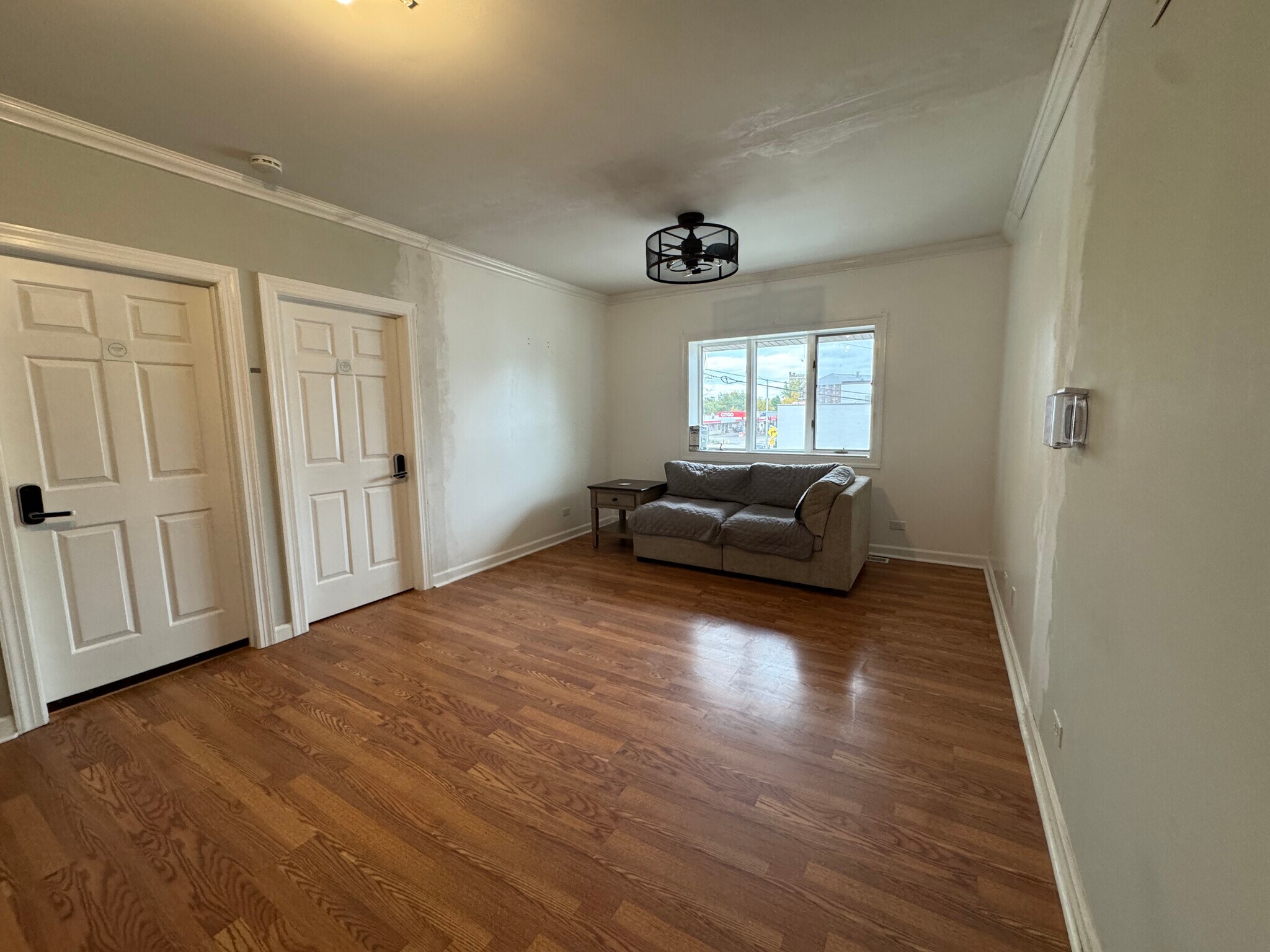 Building Photo - 8129 Ogden Ave