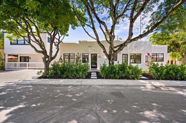 Building Photo - 301 Central Dr