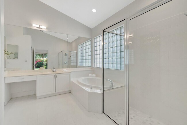 Building Photo - 7575 Doubleton Dr