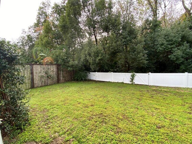 Building Photo - 488 Wild Fox Dr
