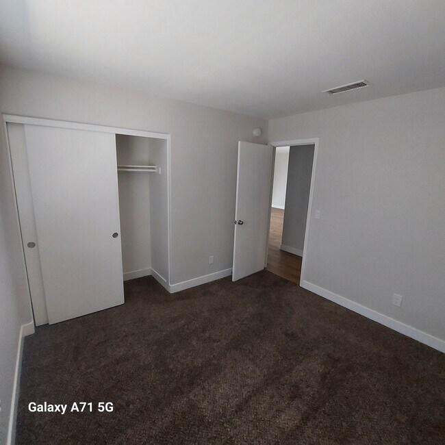 Building Photo - 9959 E Delta Cir