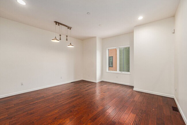 Building Photo - 4895 Shattuck Ave.
