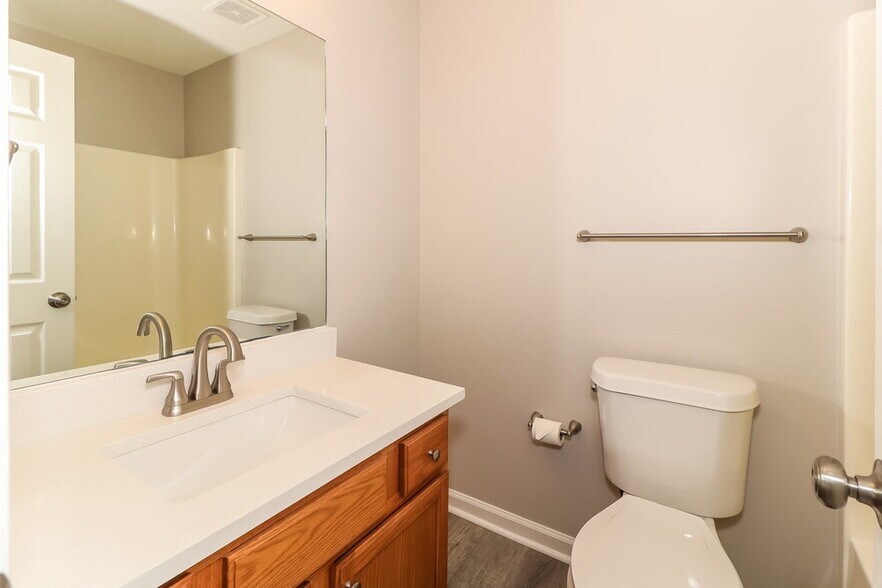 Building Photo - 404 Wood Chase Ln