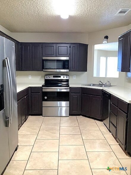 Building Photo - 3001 Indy Dr