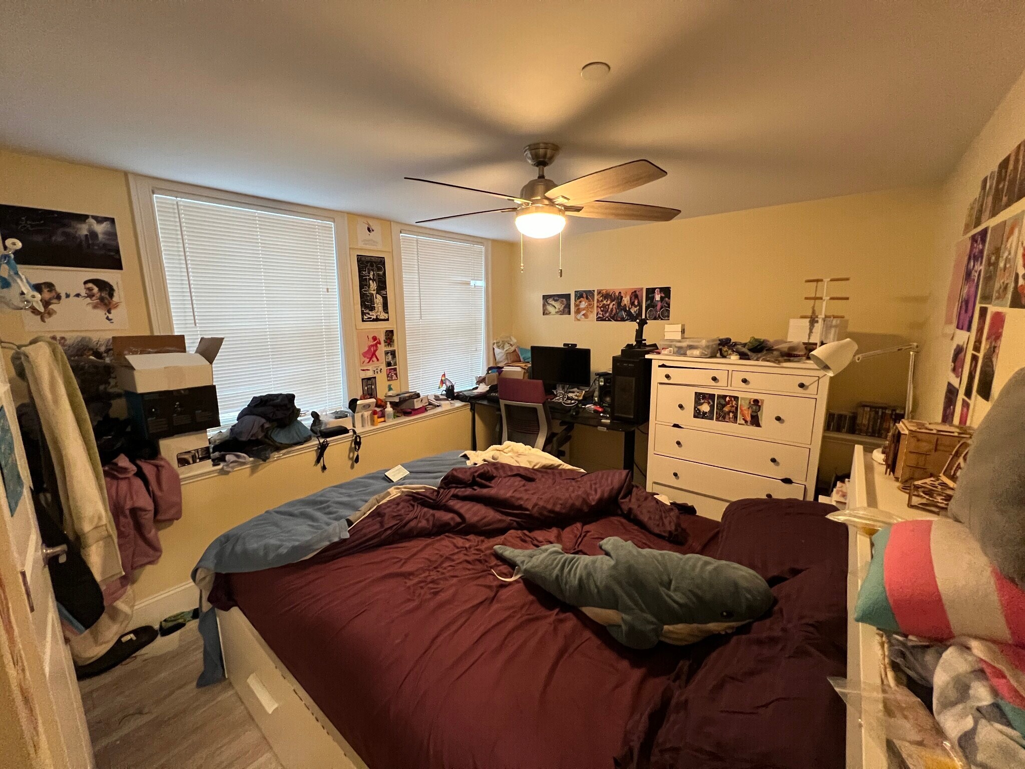 Building Photo - 118 Holland St