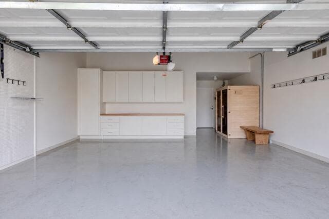 Building Photo - 17 Lugo Dr