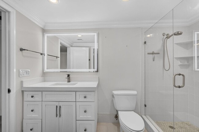 Building Photo - 5400 N Ocean Dr