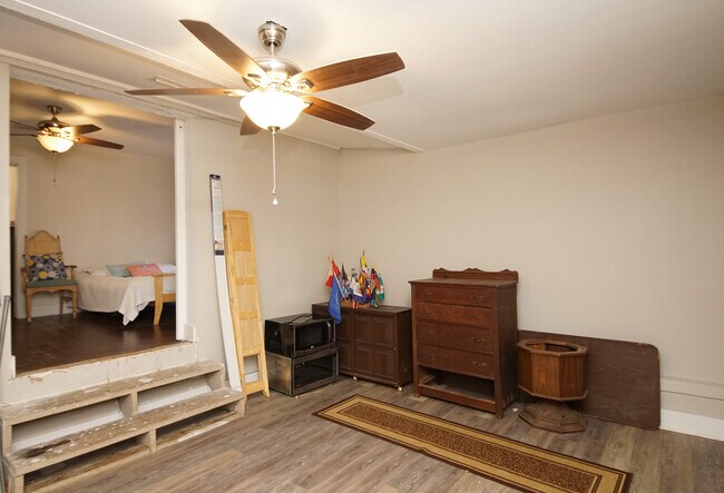 Building Photo - 37 Magnolia Ave SE