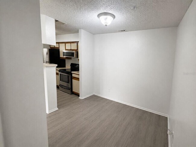 Building Photo - 249 Afton Square