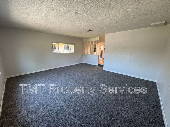 Building Photo - 7733 Mary Lou Way